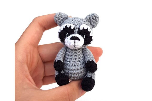 Raccoon Crochet Pattern. Amigurumi Toy.